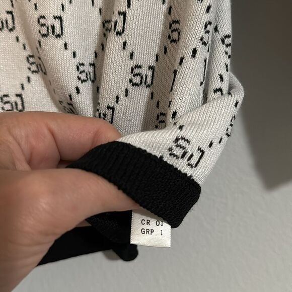 Vintage St. John Collection 2001 Gold Clasp Full Zip Cardigan 4 - Picture 10 of 10